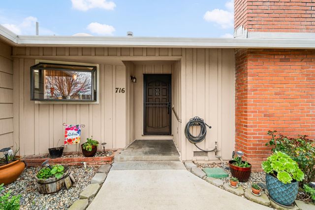 716 King Ave, Yuba City, CA 95991