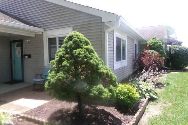 2813 Country Estates Drive, Indianapolis, IN 46227