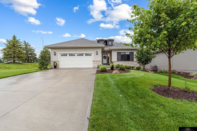 12651 sherman Plaza, Omaha, NE 68138