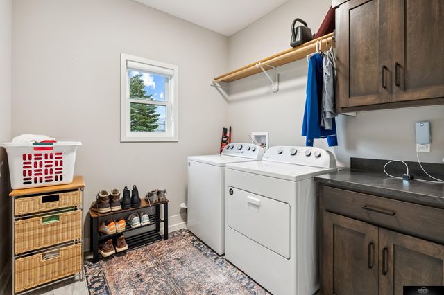 12651 sherman Plaza, Omaha, NE 68138