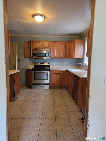 60 Charles Street, Meriden, CT 06451