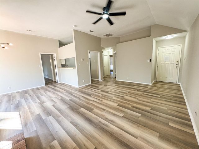 2315 Windsong TRL, Round Rock, TX 78664