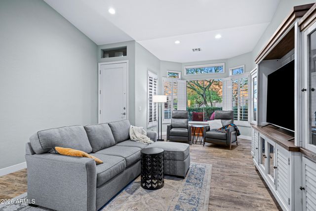 3810 N RED SKY Circle, Mesa, AZ 85207