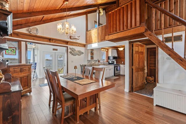 W10285 Shorecrest DRIVE, Fox Lake, WI 53933