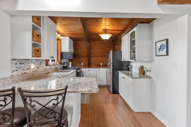 W10285 Shorecrest DRIVE, Fox Lake, WI 53933