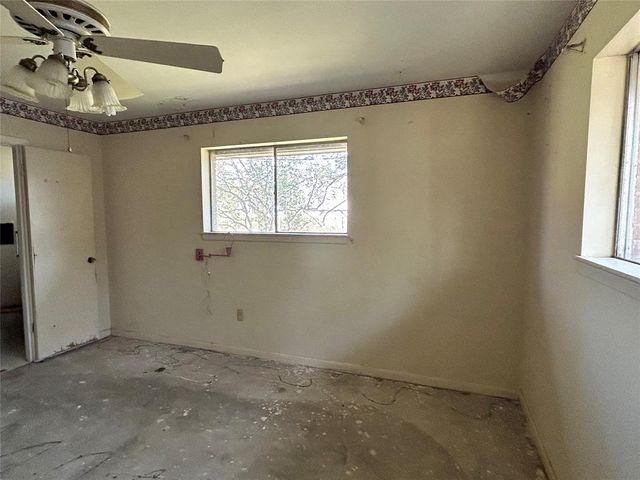 11332 Highcrest Drive, Conroe, TX 77303