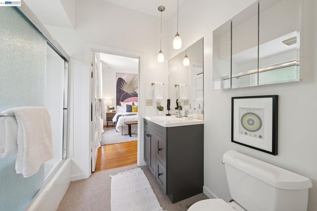 4987 SHAFTER AVENUE, Oakland, CA 94609