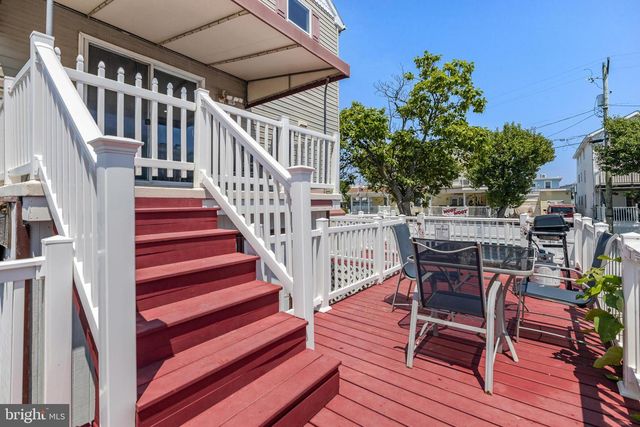 142 W MONTGOMERY AVE, Wildwood, NJ 08260