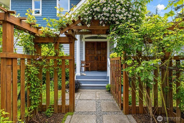 5427 Bayview Road, Langley, WA 98260