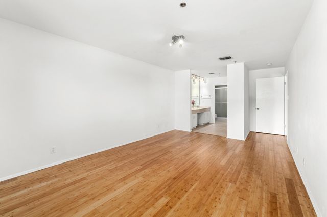 40 N Interstate 35 3D3, Austin, TX 78701