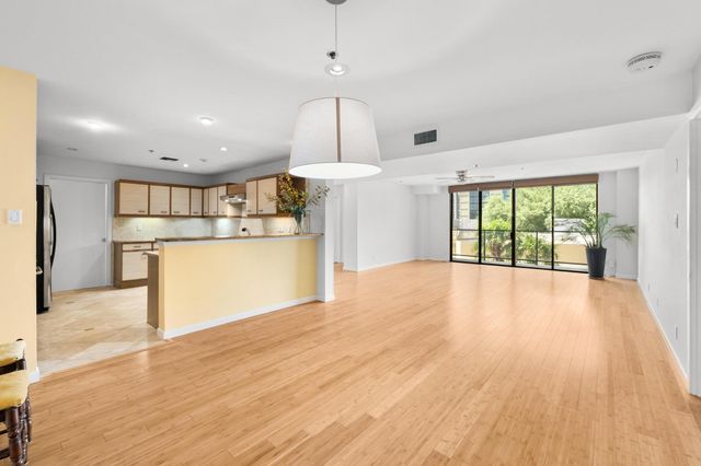 40 N Interstate 35 3D3, Austin, TX 78701