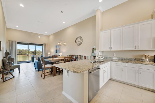 12630 SORRENTO WAY 201, Bradenton, FL 34211