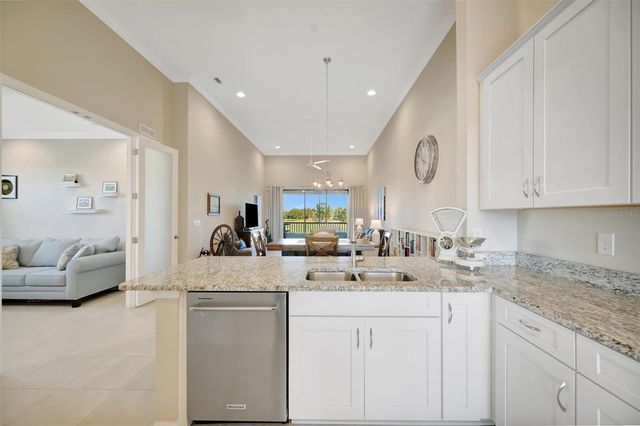 12630 SORRENTO WAY 201, Bradenton, FL 34211