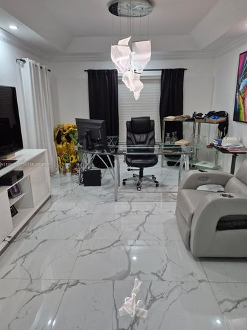 25209 SW 134th Ave, Homestead, FL 33032