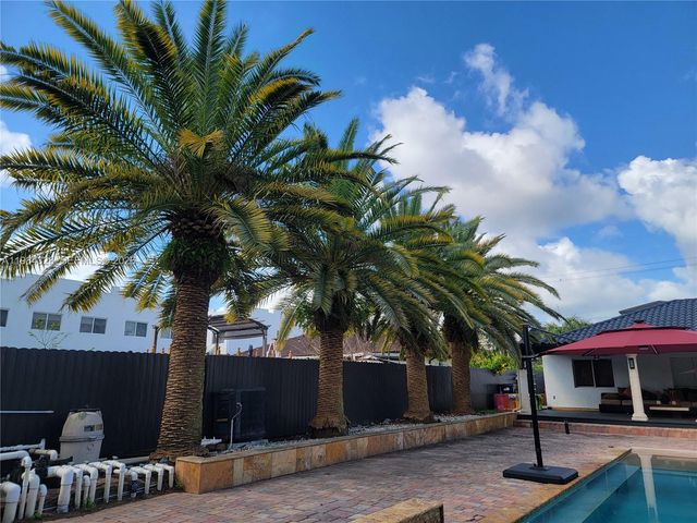 25209 SW 134th Ave, Homestead, FL 33032