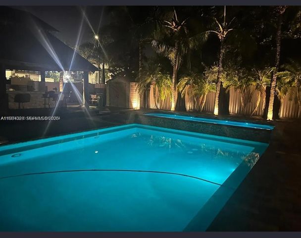 25209 SW 134th Ave, Homestead, FL 33032