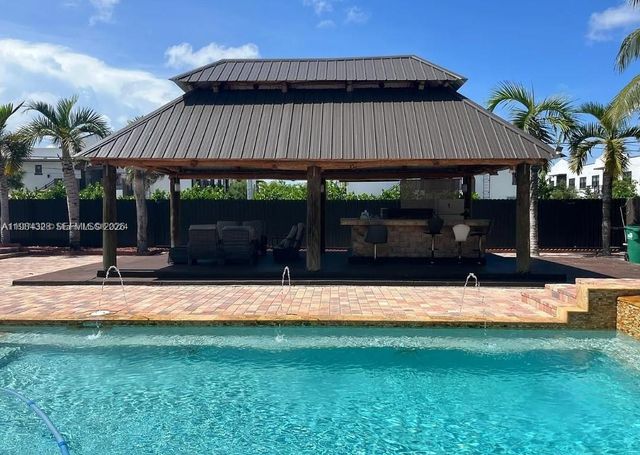 25209 SW 134th Ave, Homestead, FL 33032