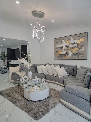 25209 SW 134th Ave, Homestead, FL 33032