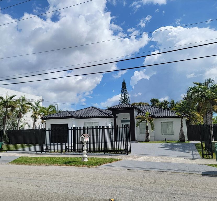 25209 SW 134th Ave, Homestead, FL 33032