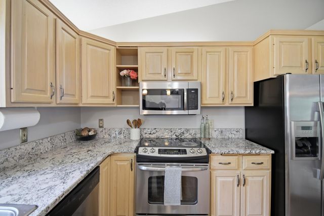 2305 13th Street SW, Austin, MN 55912
