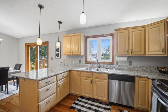 2305 13th Street SW, Austin, MN 55912