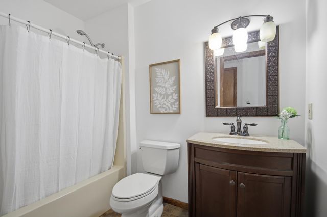 2305 13th Street SW, Austin, MN 55912