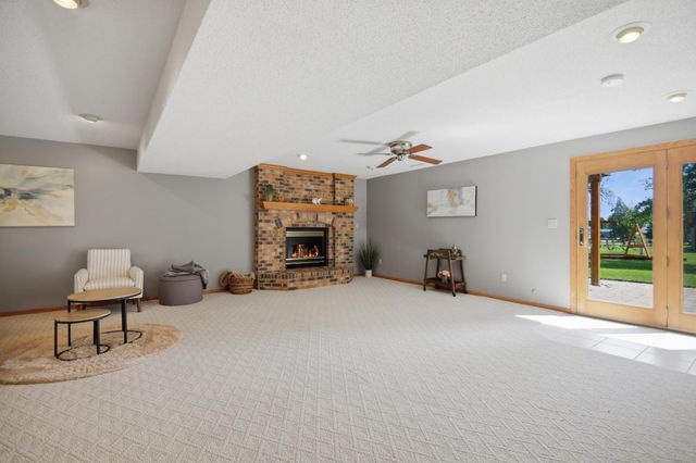 2305 13th Street SW, Austin, MN 55912