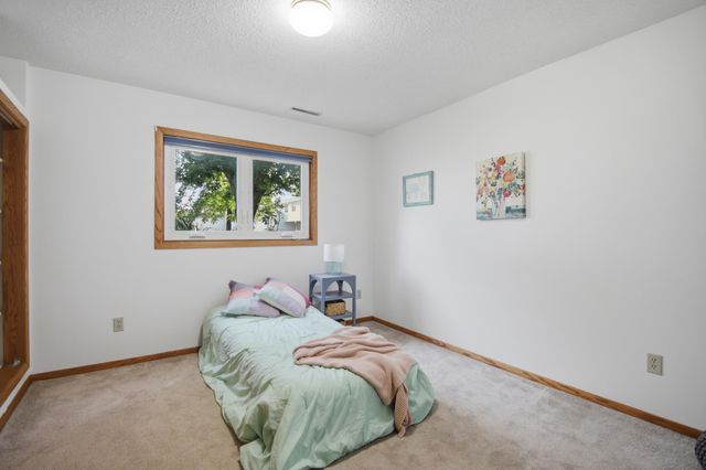 2305 13th Street SW, Austin, MN 55912
