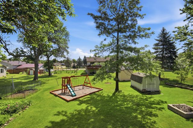 2305 13th Street SW, Austin, MN 55912