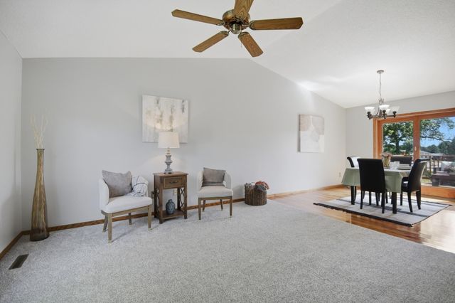 2305 13th Street SW, Austin, MN 55912