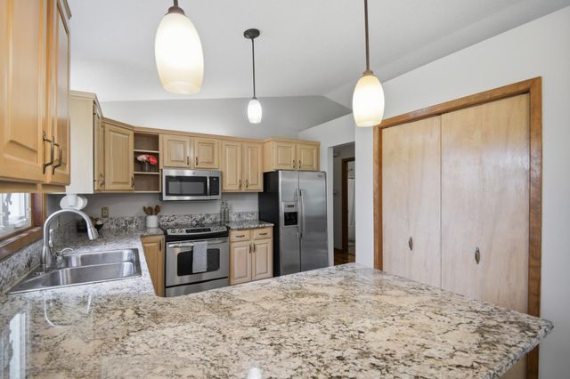2305 13th Street SW, Austin, MN 55912