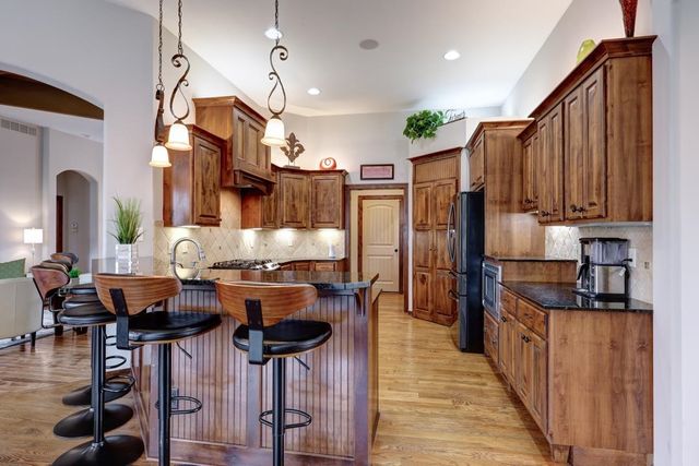 1623 S Logan Pass, Andover, KS 67002