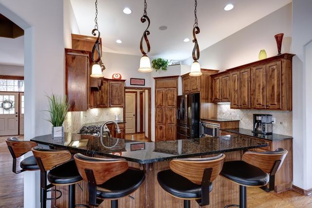 1623 S Logan Pass, Andover, KS 67002