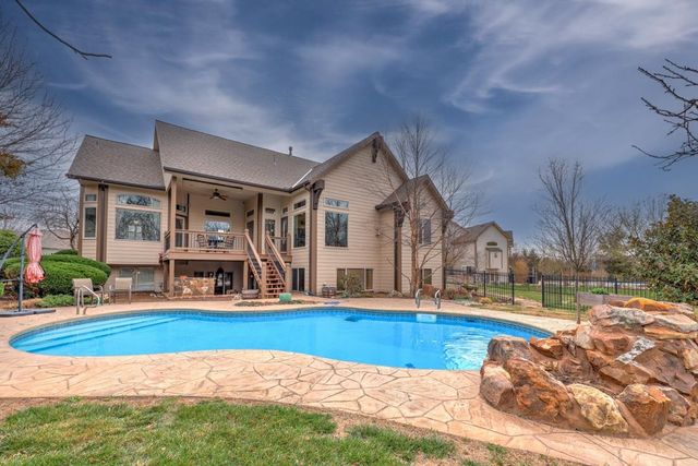 1623 S Logan Pass, Andover, KS 67002