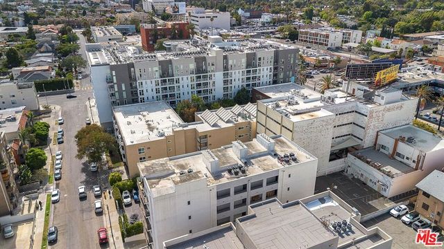 3951 Ingraham Street, Los Angeles, CA 90005