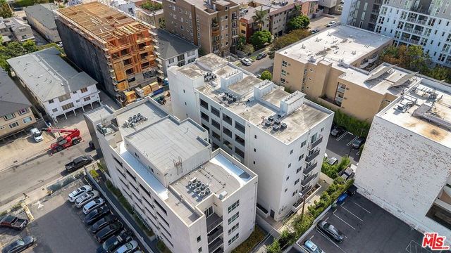 3951 Ingraham Street, Los Angeles, CA 90005