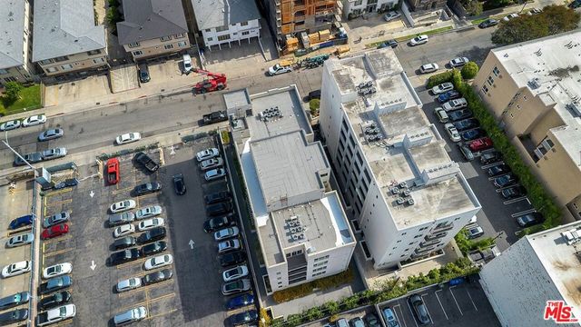 3951 Ingraham Street, Los Angeles, CA 90005