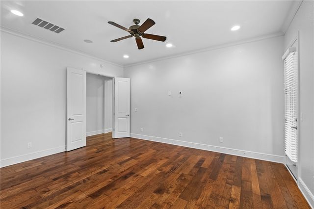 9 S Queensborough Lane, Rogers, AR 72758