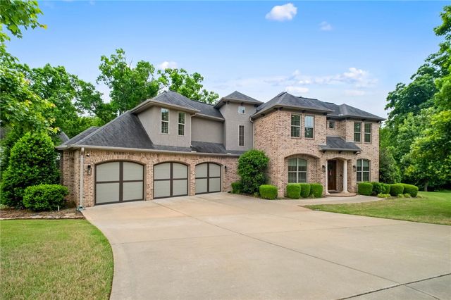 9 S Queensborough Lane, Rogers, AR 72758