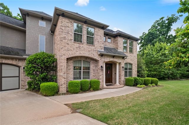 9 S Queensborough Lane, Rogers, AR 72758