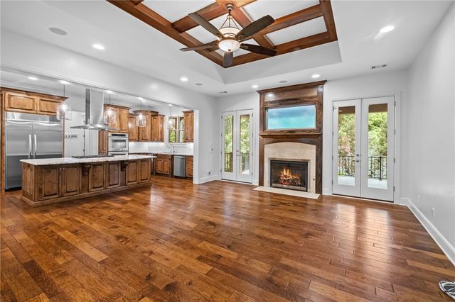 9 S Queensborough Lane, Rogers, AR 72758