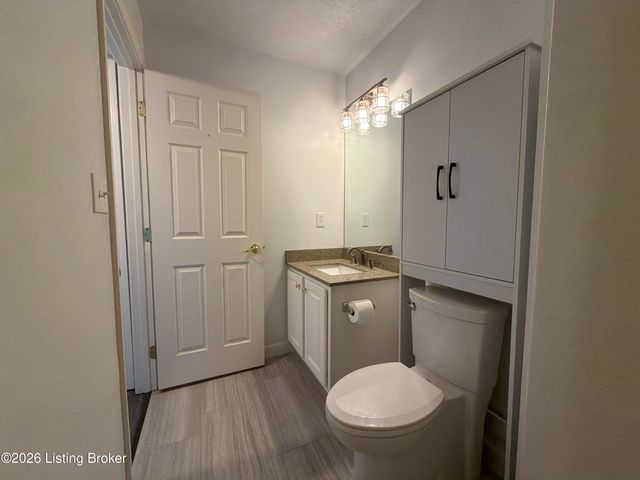 122 Lookout Dr, Brandenburg, KY 40108