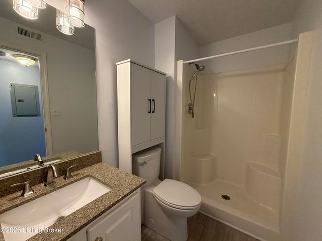 122 Lookout Dr, Brandenburg, KY 40108