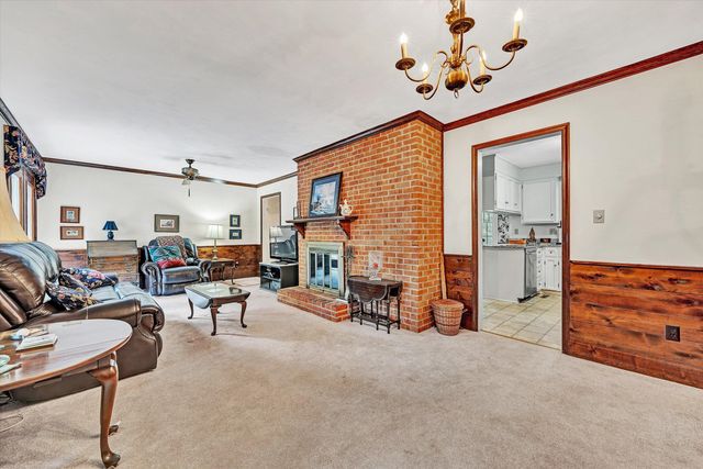 7044 Irondale CIR, Roanoke, VA 24019