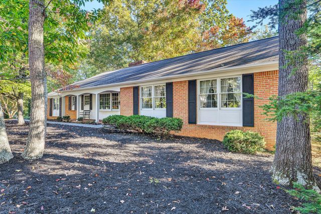 7044 Irondale CIR, Roanoke, VA 24019