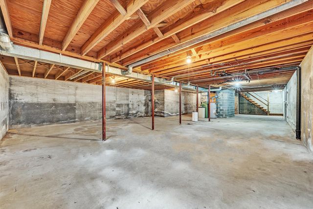 7044 Irondale CIR, Roanoke, VA 24019