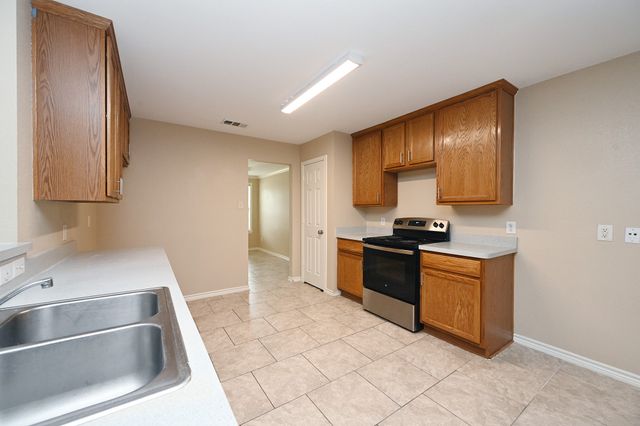 8908 Stewart Street, Cross Roads, TX 76227
