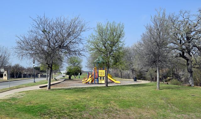 8908 Stewart Street, Cross Roads, TX 76227