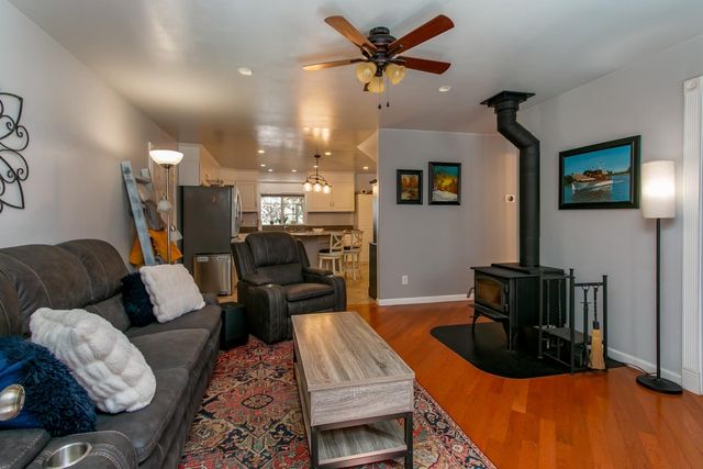 5600 Upper Siesta Ln, Somerset, CA 95684