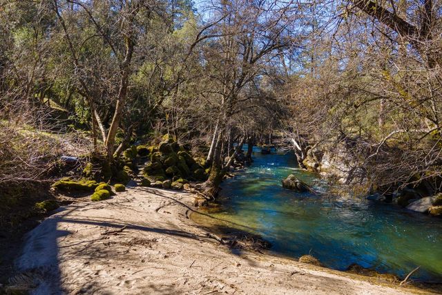 5600 Upper Siesta Ln, Somerset, CA 95684